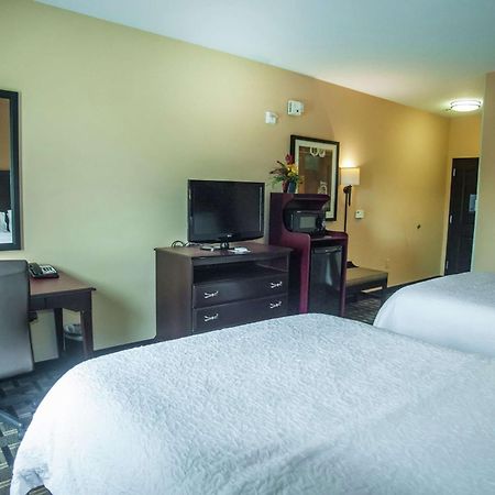 Hampton Inn & Suites Palestine Kültér fotó