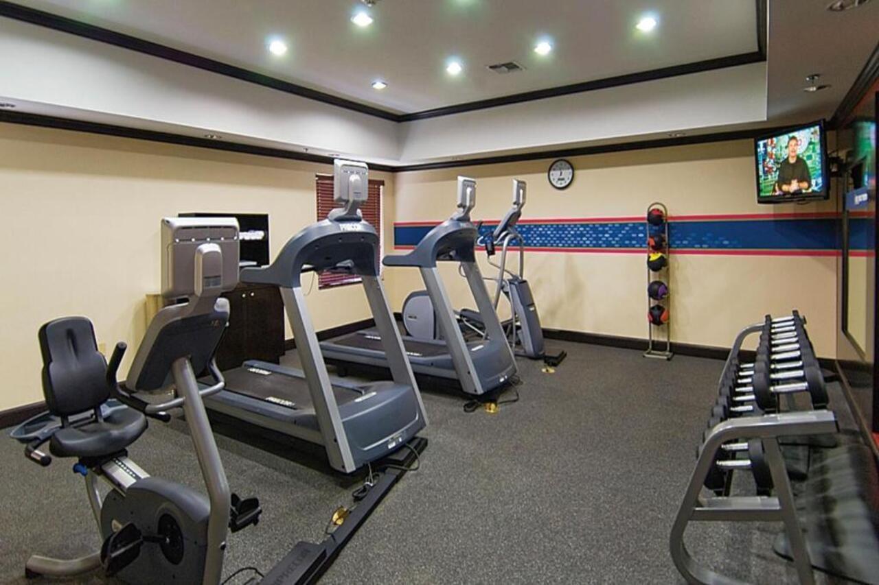 Hampton Inn & Suites Palestine Kültér fotó