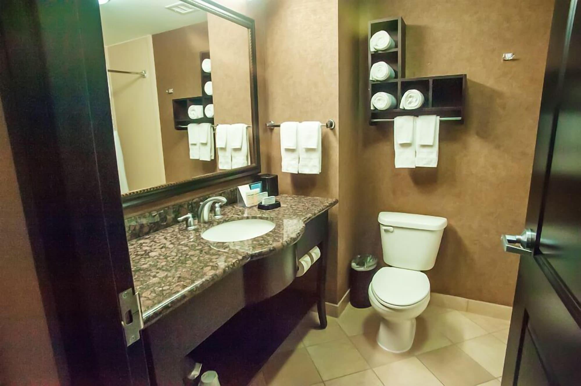 Hampton Inn & Suites Palestine Kültér fotó