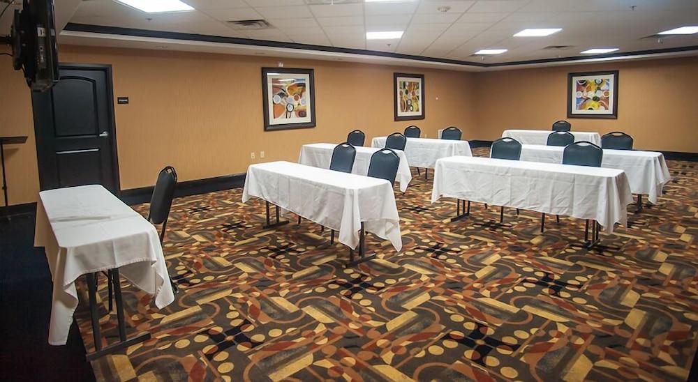Hampton Inn & Suites Palestine Kültér fotó