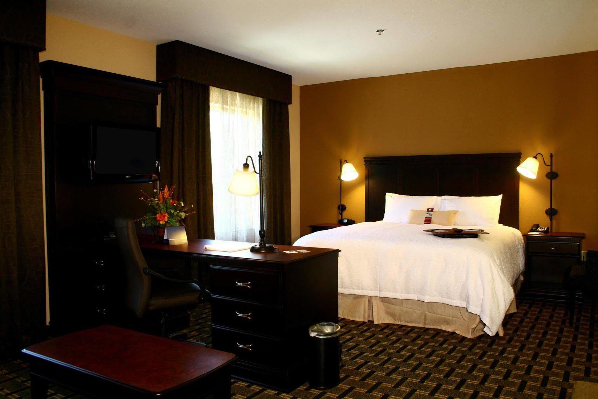 Hampton Inn & Suites Palestine Szoba fotó