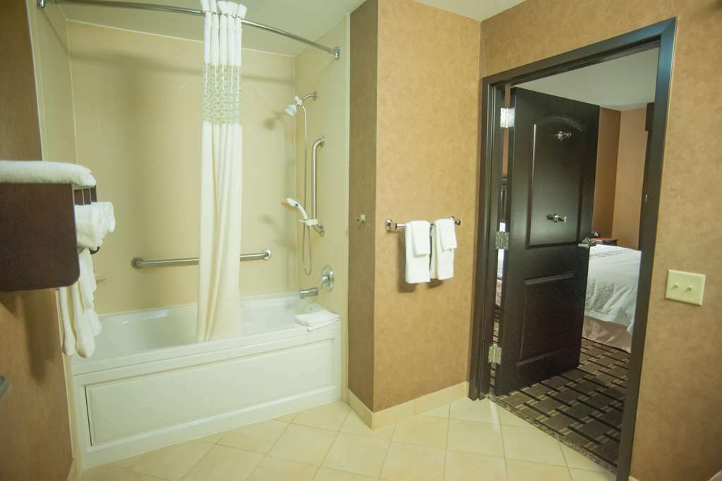 Hampton Inn & Suites Palestine Szoba fotó