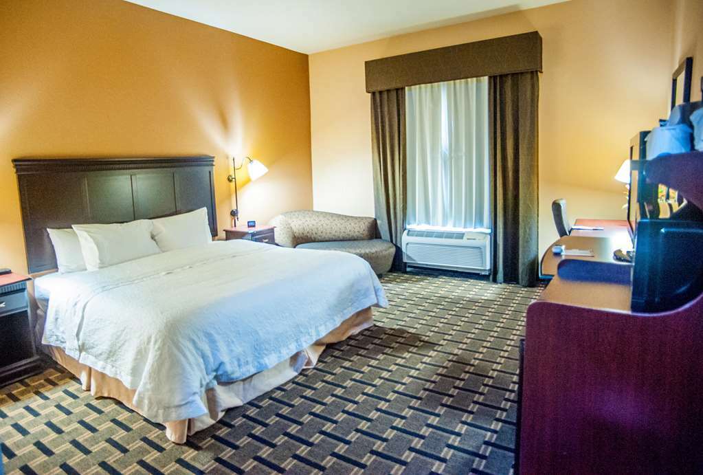 Hampton Inn & Suites Palestine Szoba fotó