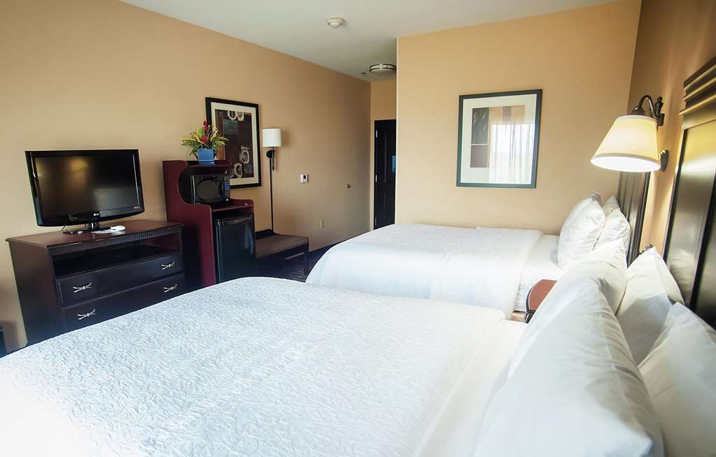 Hampton Inn & Suites Palestine Szoba fotó